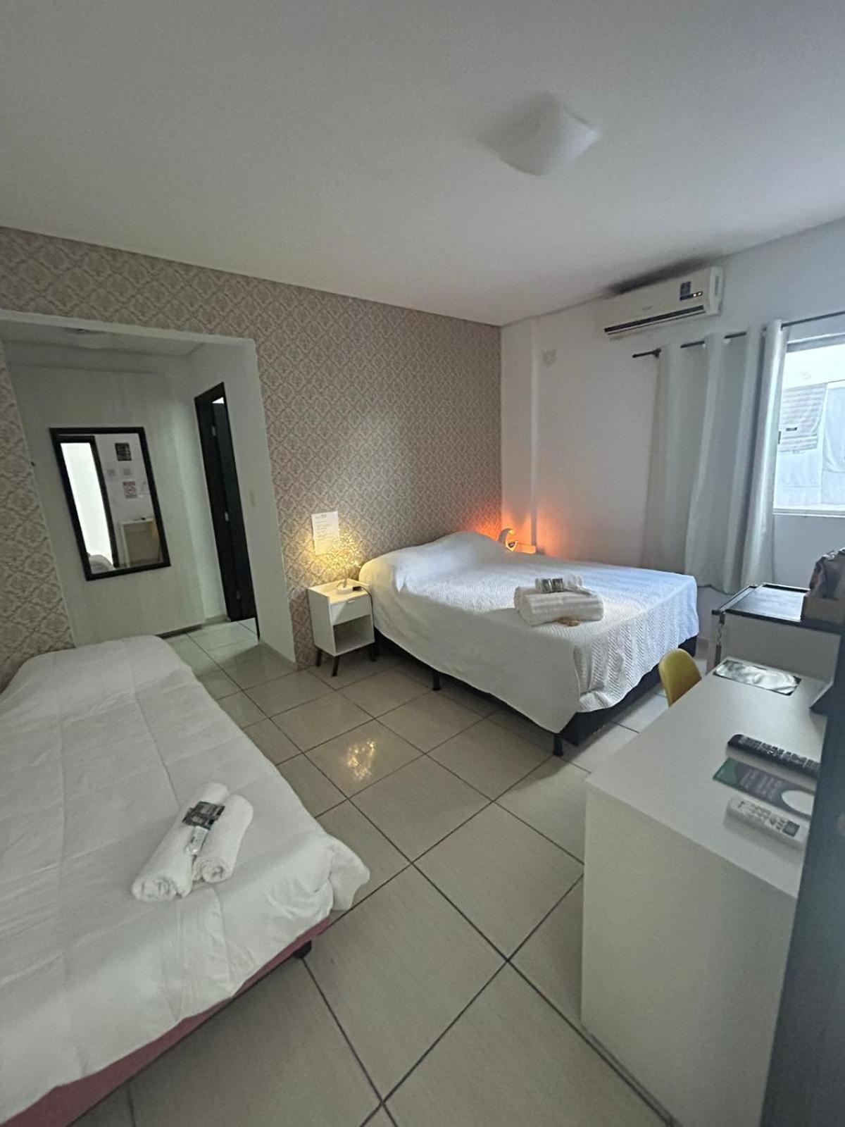 55 Smart Hotel Жоїнвіль Екстер'єр фото