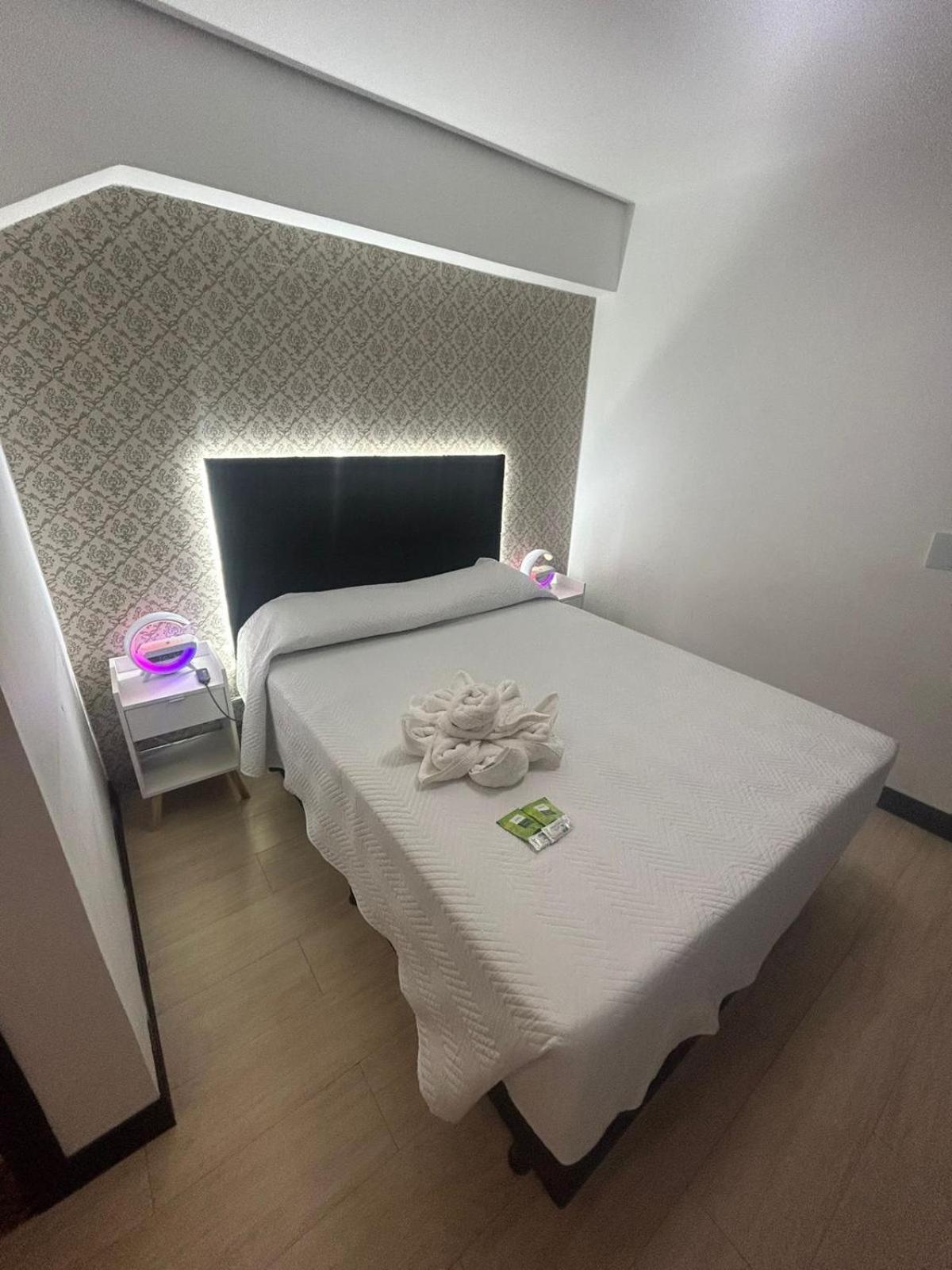 55 Smart Hotel Жоїнвіль Екстер'єр фото